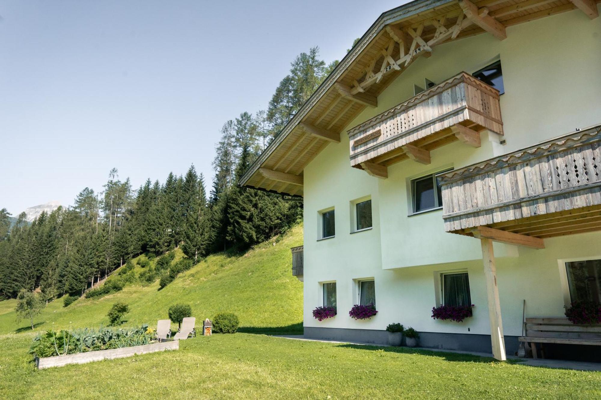 Nagelehof Apartment Blaser Navis Esterno foto